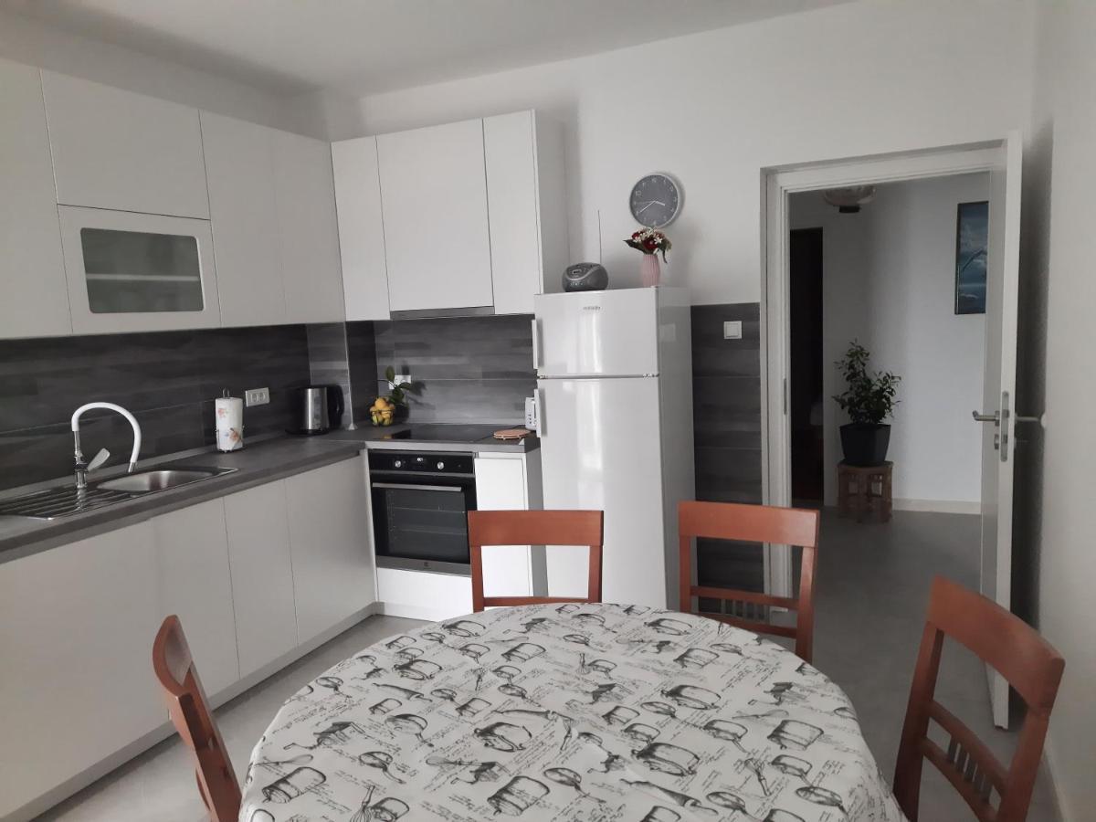 Apartments Marijana Zavalatica Ngoại thất bức ảnh